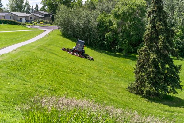 Hill Mowing in Lake Stevens